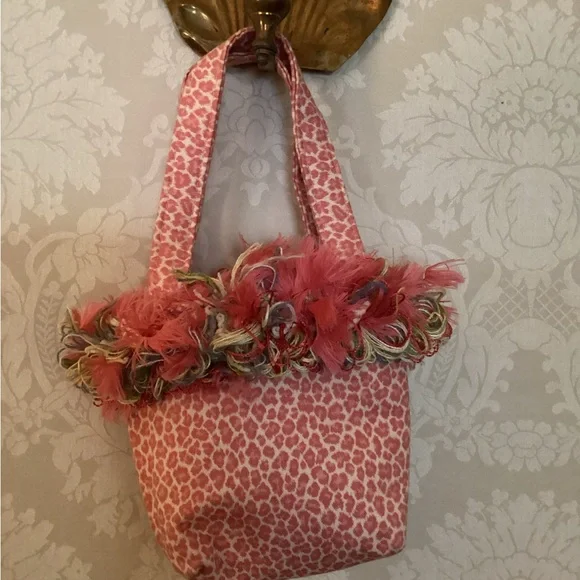 B’s Purse - Picture 1 of 3